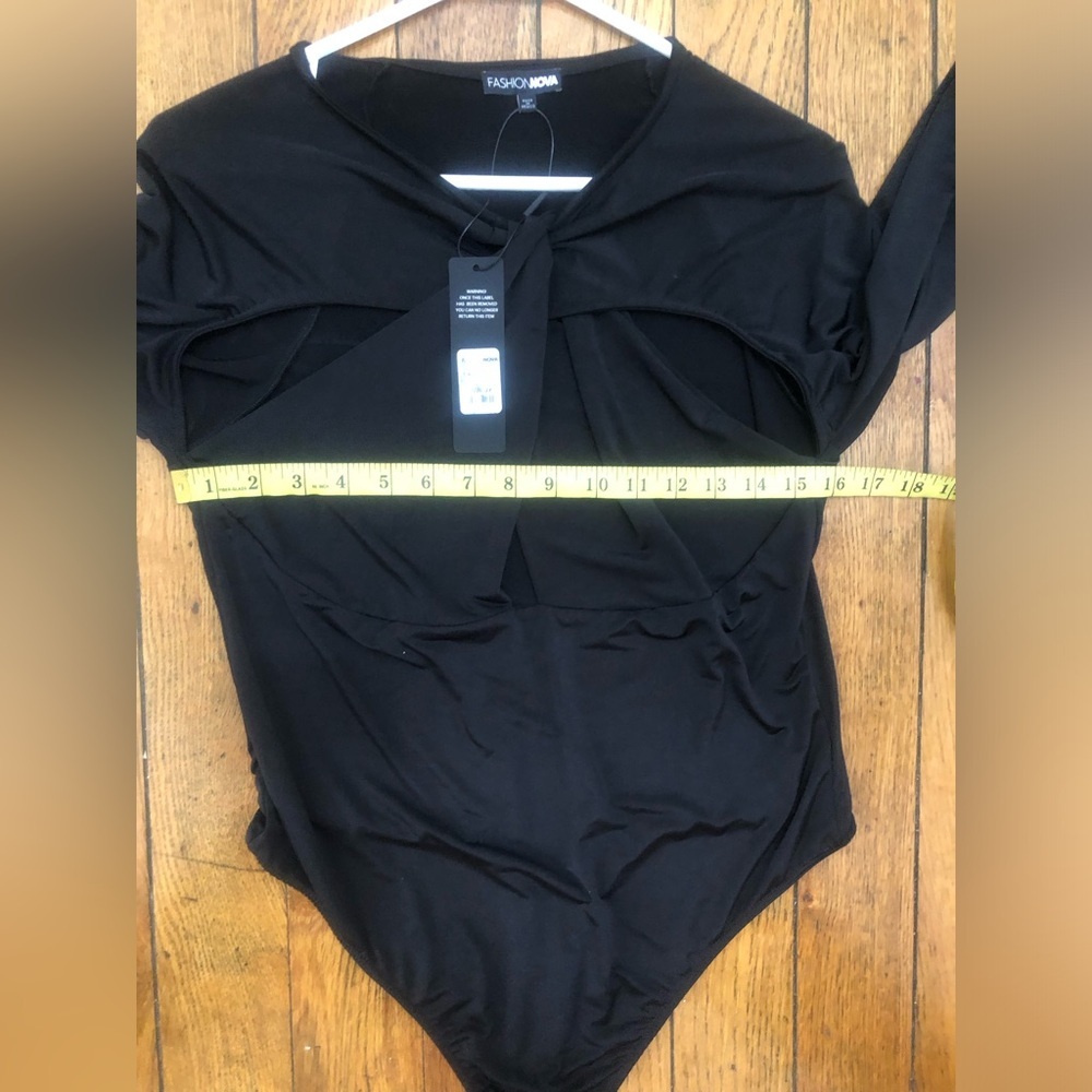 Fashion Nova-Black Long Sleeve Twist Front Cutout Bodysuit - Picture 7 of 10